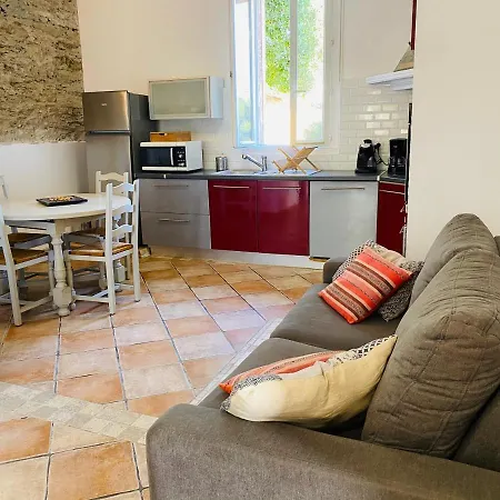 Un Jardin Dans La Ville Bastia (Corsica)